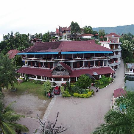 Ambaroba Resort Hotel 툭툭 외부 사진